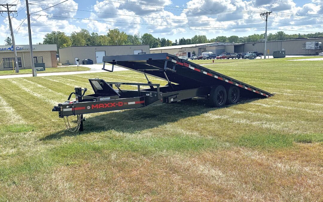 MAXX-D TOX 102’x22′ | 17.5K GVWR POWER TILT DECKOVER TRAILER