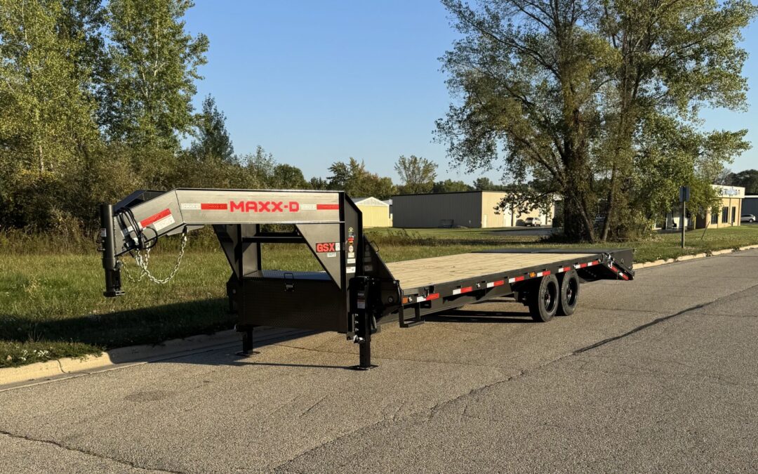 MAXX-D 102″X25′ GSX SINGLE WHEEL FLATBED GOOSENECK | 17.5K GVWR