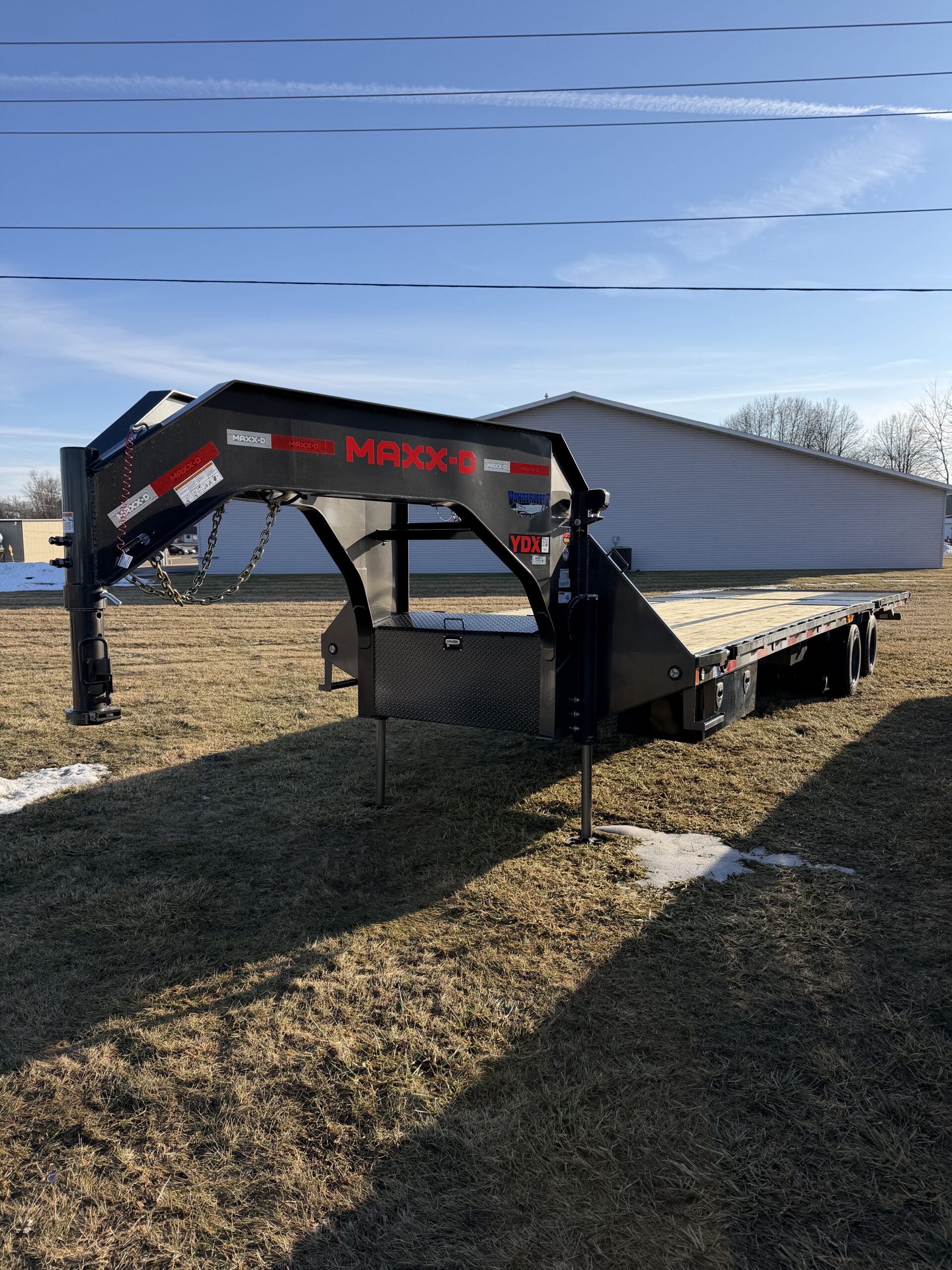 MAXX-D 32′ YDX Tandem Dual Hydraulic Gooseneck Dovetail Trailer | 25,900 GVWR