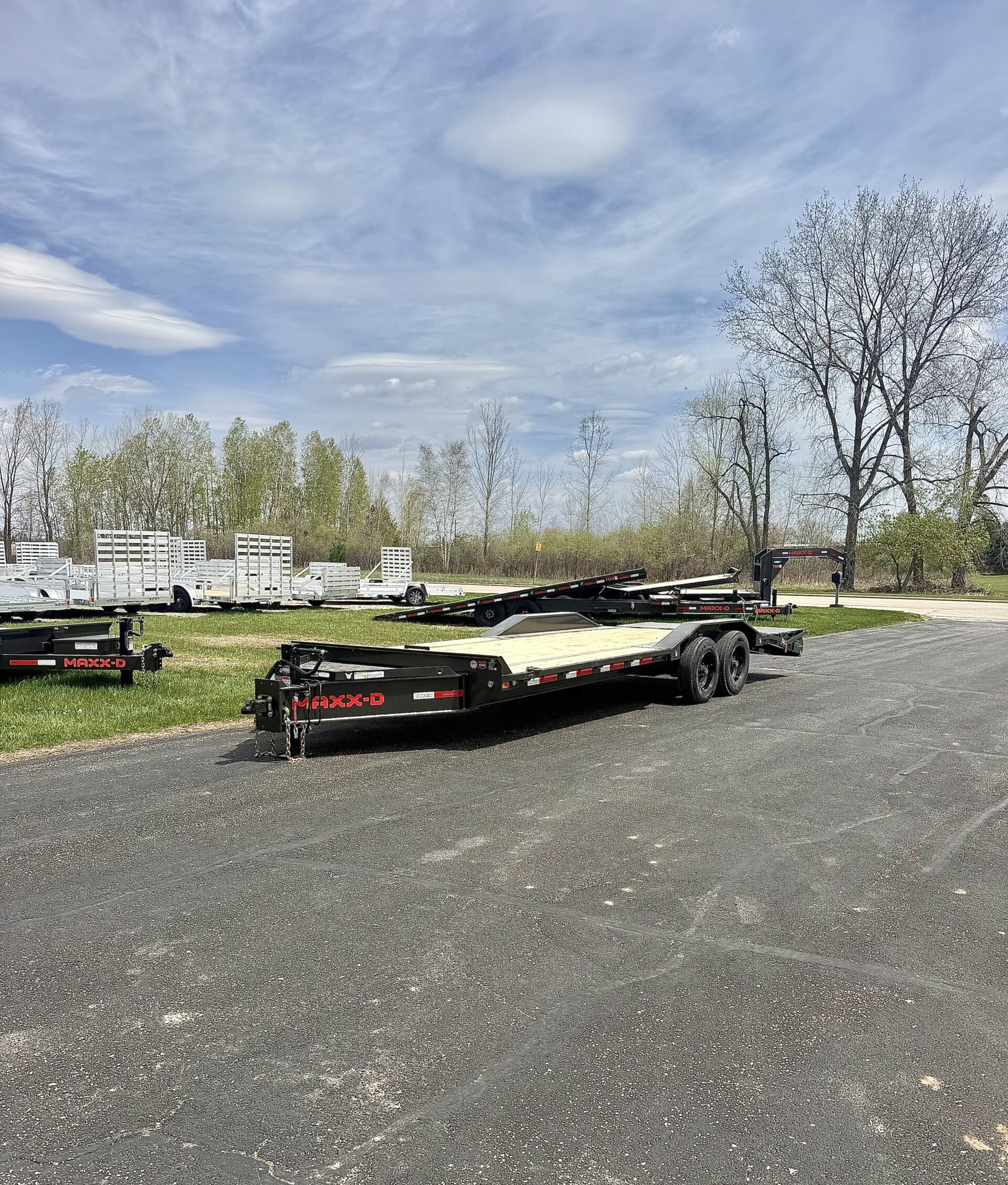 MAXX-D 102″X24′ H9X – THE ULTIMATE HEAVY-DUTY TRAILER | 22K GVWR