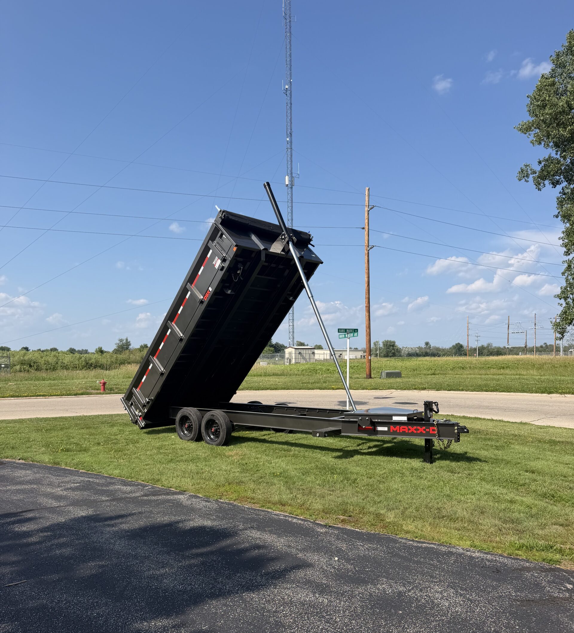 MAXX-D D9X 96″X16′ DUMP TRAILER 17.5K GVWR