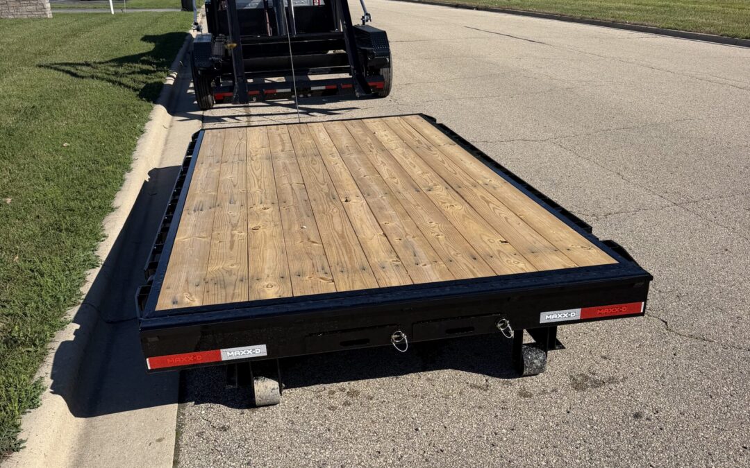 MAXX-D ROX FLATBED ROLLOFF